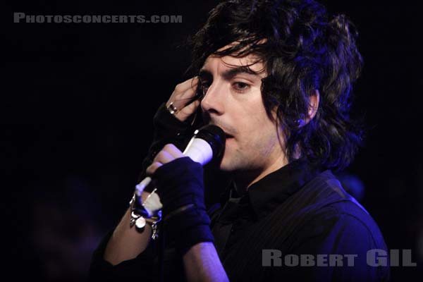 LOSTPROPHETS - 2006-12-12 - PARIS - Trabendo - 